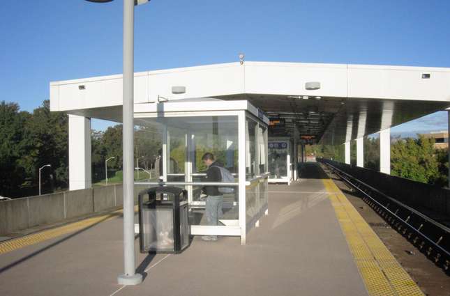 MTA Reisterstown Metro Station platform view, Baltimore, MD