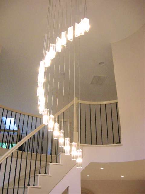 White Heaven foyer lighting fixture detail