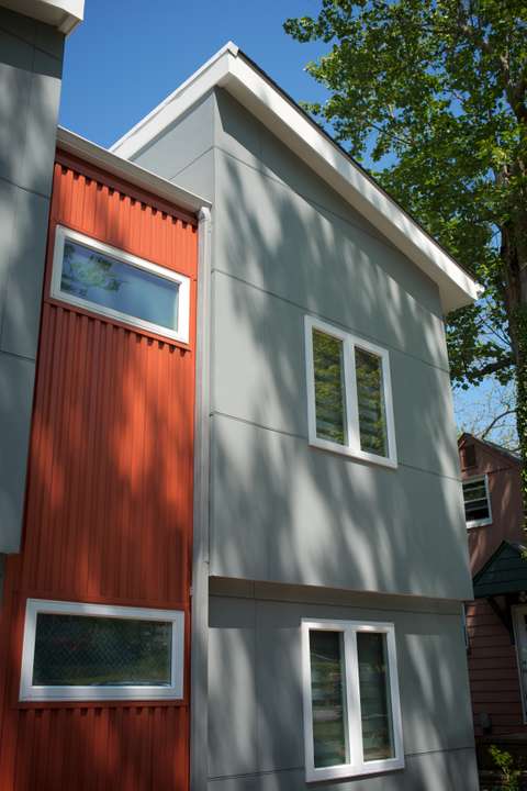 Kensington House front facade detail