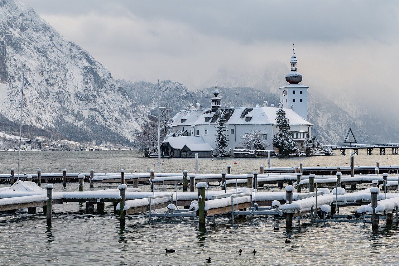 Traunsee & Seeschloss Ort