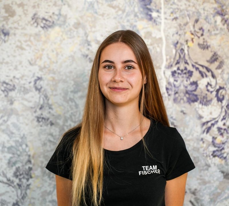 Elisa Enekl