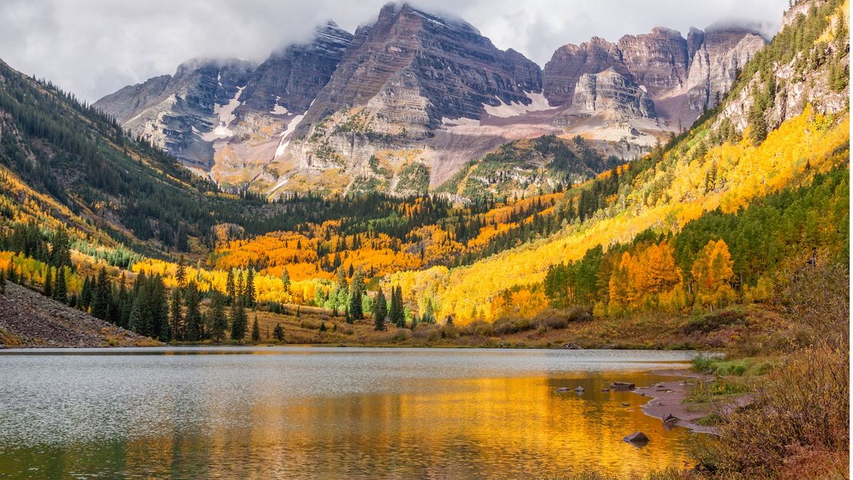 Our Team's Top Leaf-Peeping Drives, Hikes and Sweet Spots