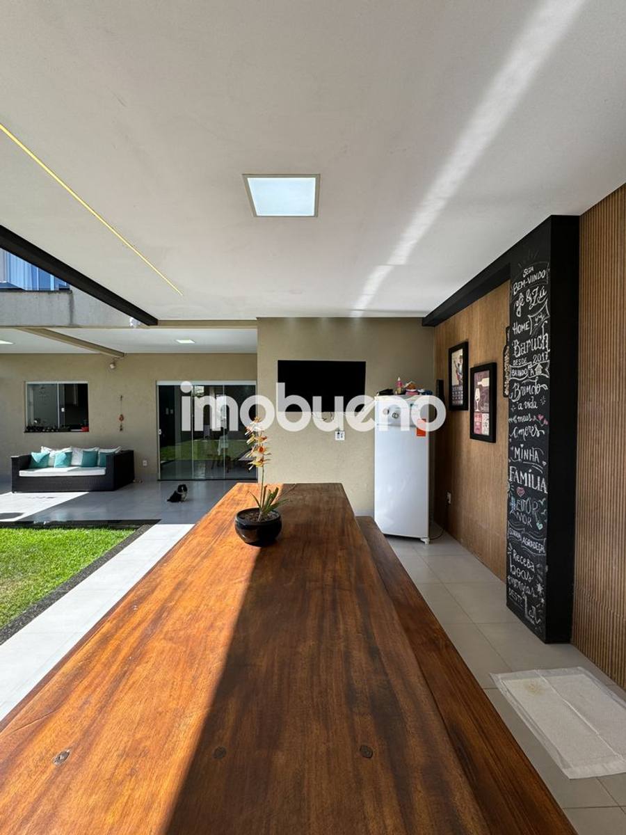 Foto 23 de Vende-se casa com 3 quartos sendo 3 suíte Setor Nordeste R$ 1.200.000,00