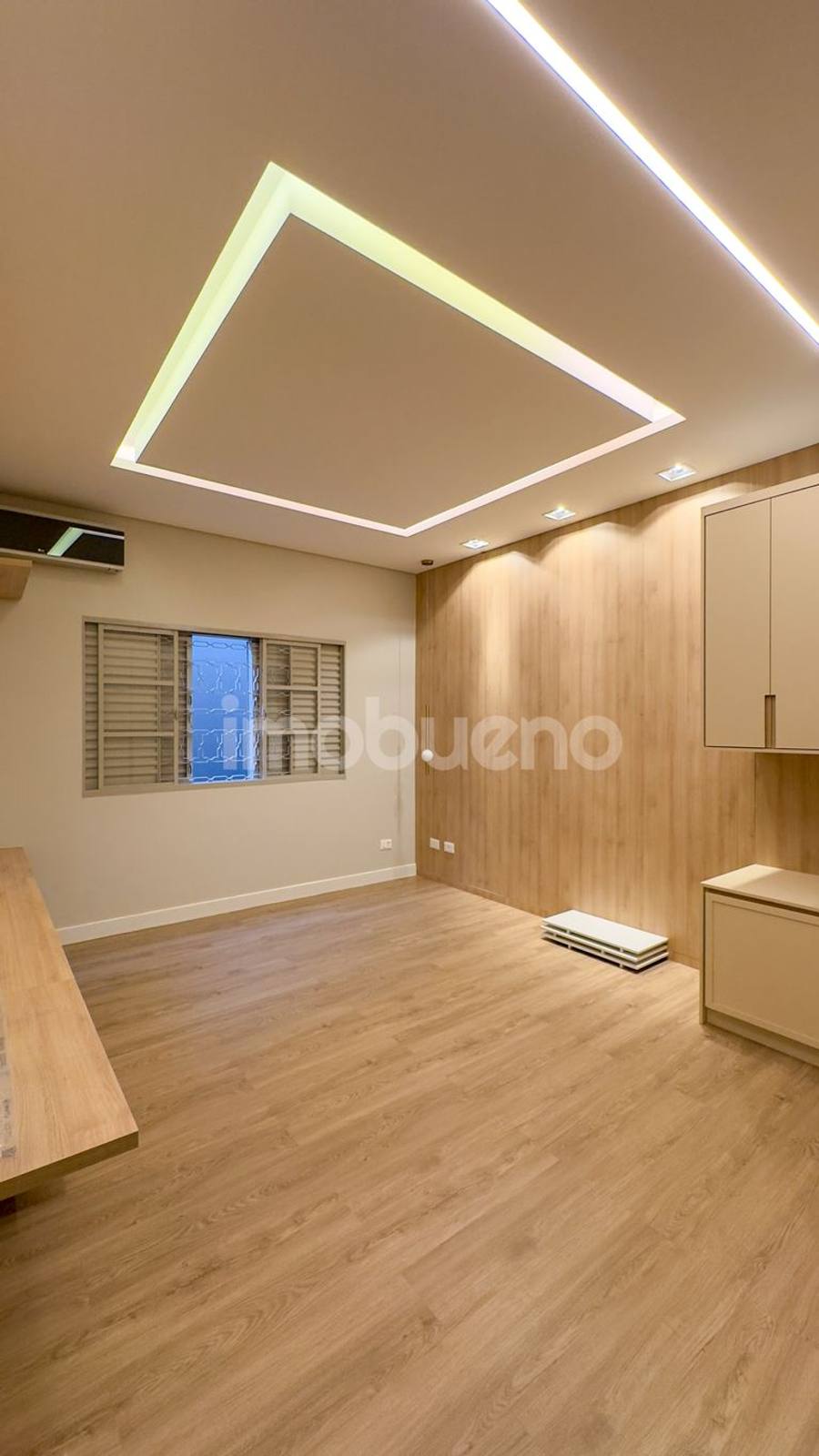 Foto 46 de Casa à Venda com piscina, 3 quartos sendo 3 suítes no Centro.