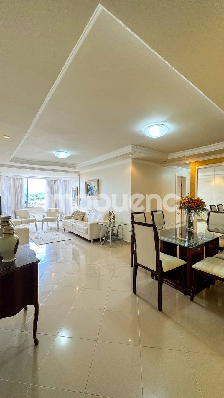 Apartamento reformado de 111 m² com 1 suíte no Residencial Bosque em Centro