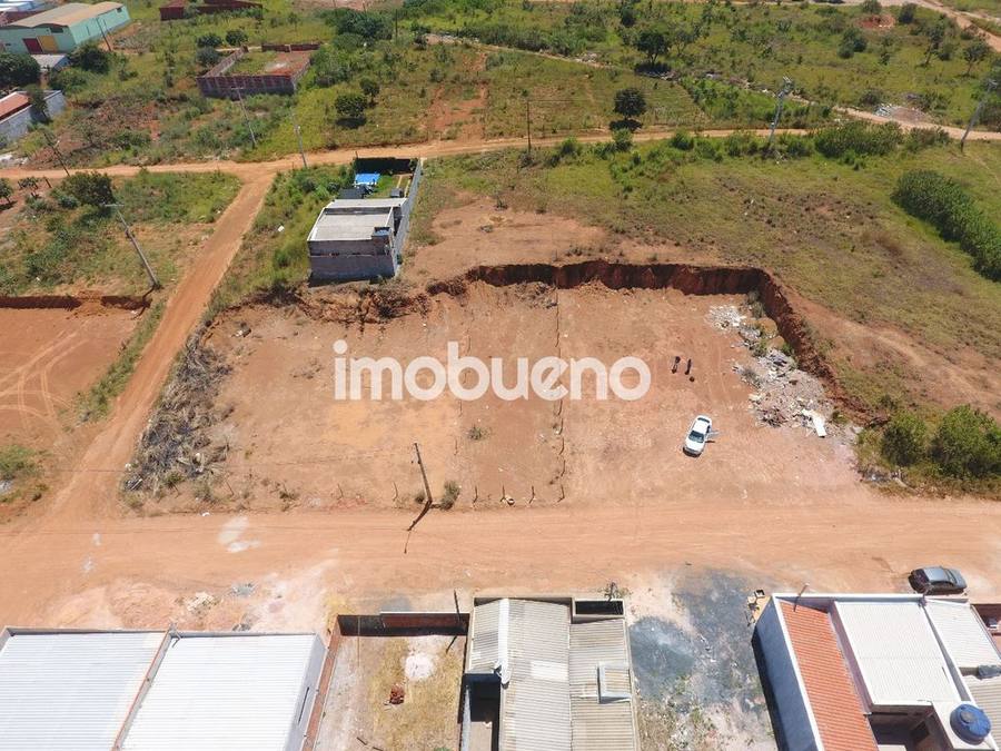 Foto 4 de Terreno plano de 300 m² no Parque Vila Verde