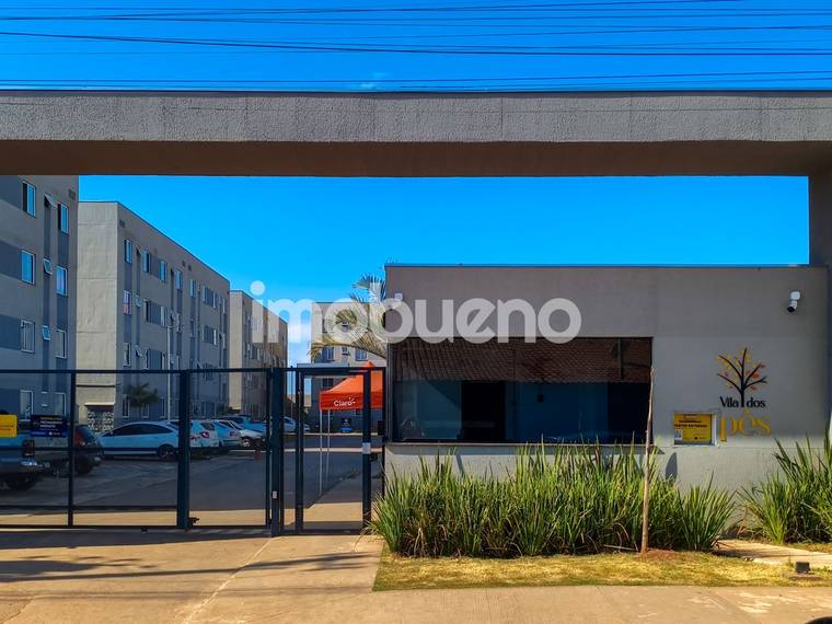 Apartamento no Setor abreu, Formosa: 2 quartos, sala, cozinha e garagem. em Setor de Chácara do Abreu