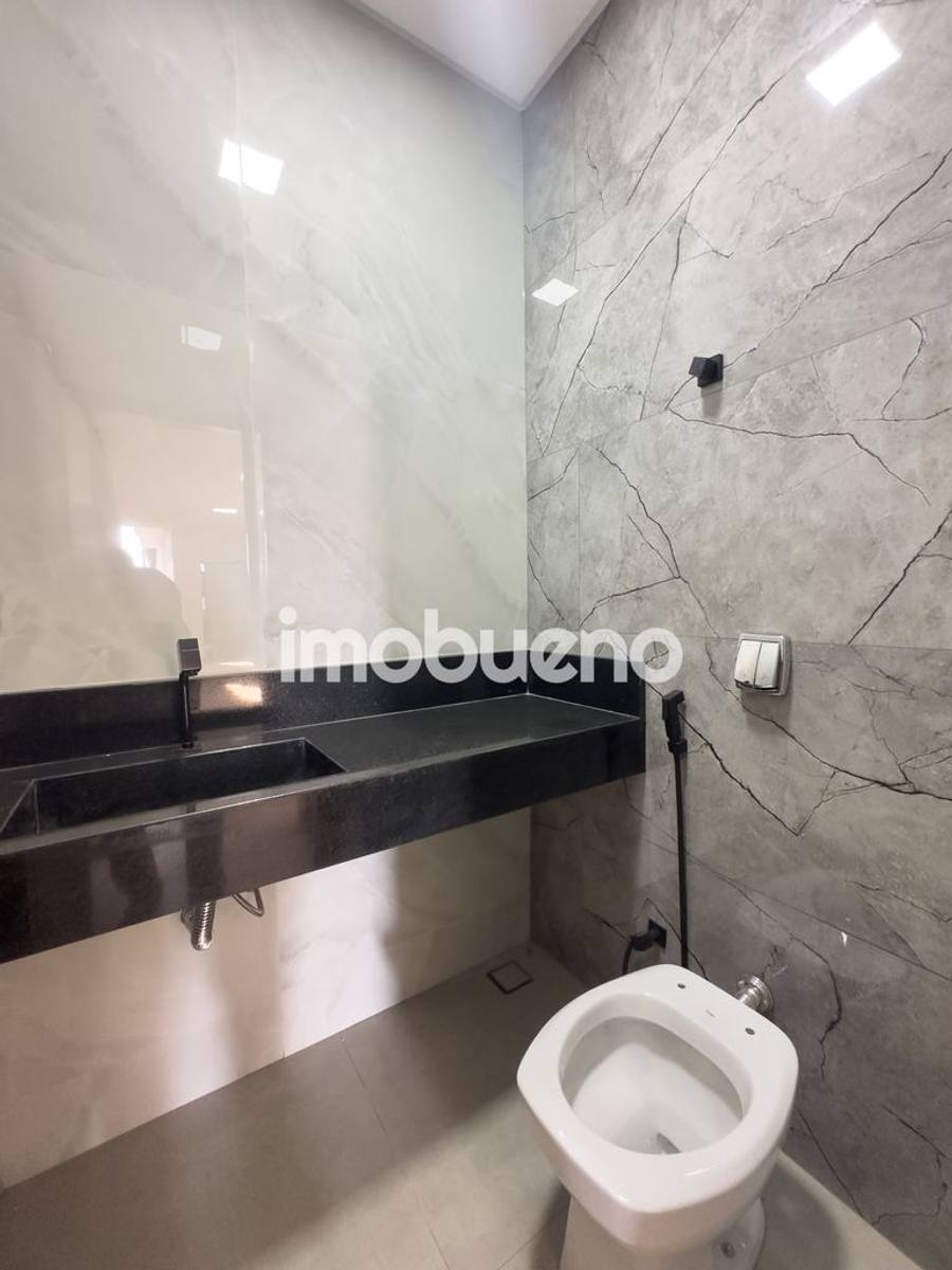 Foto 19 de Casa alto padrão com 3 quartos sendo 1 suíte no Setor Jardim Ipê,178 m².