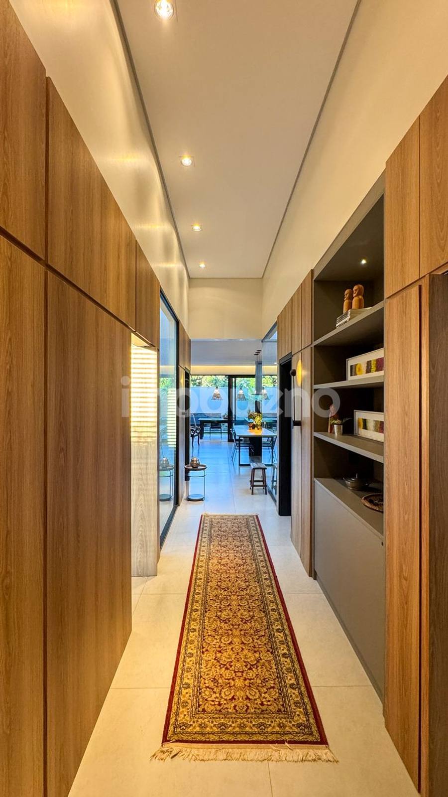 Foto 5 de Casa à Venda de alto padrão em condomínio, 3 quartos sendo 2 suítes. 193,65m².
