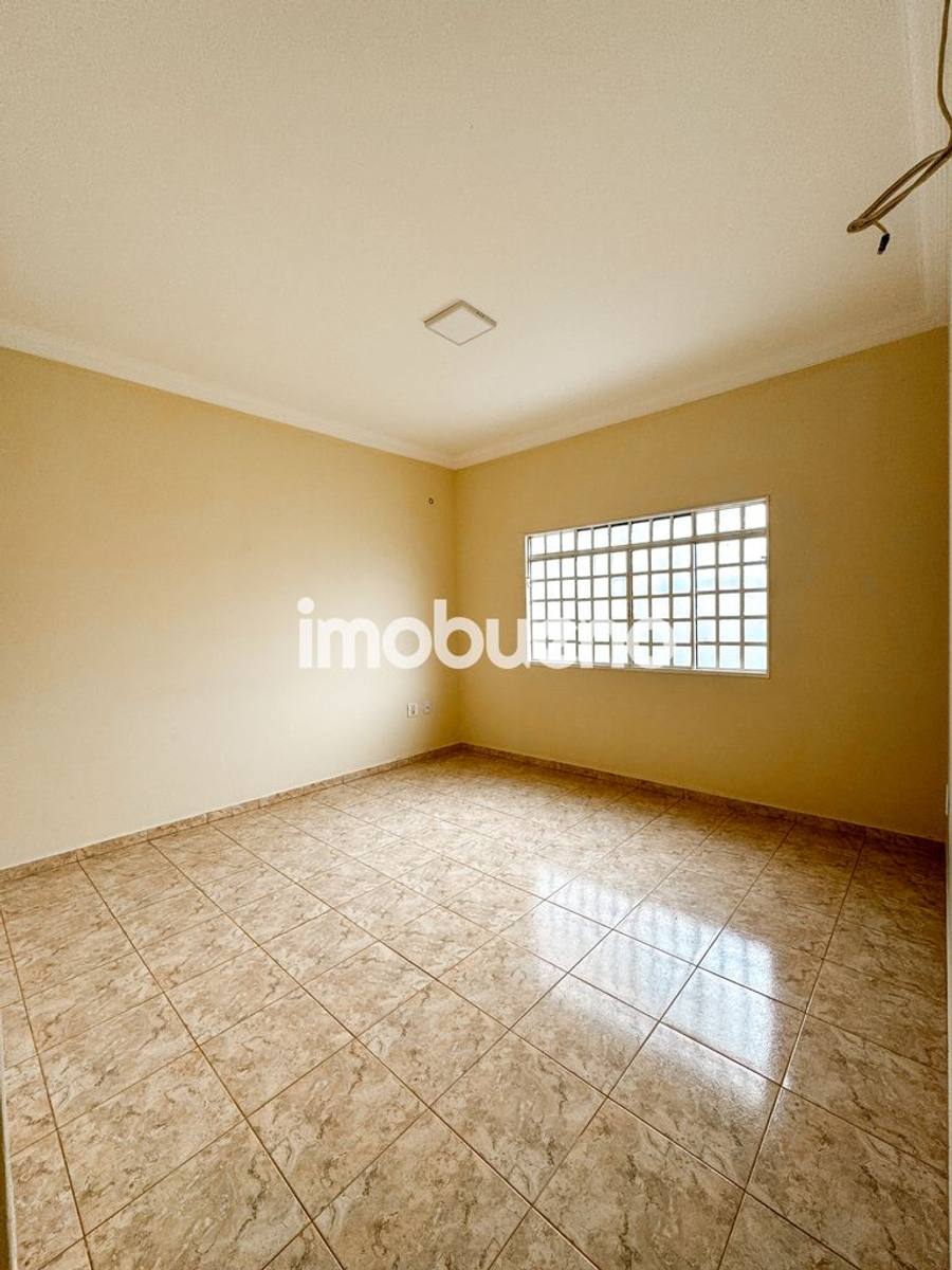 Foto 19 de Vende-se casa com 3 quartos sendo 1 suíte no Centro R$ 550.000,00