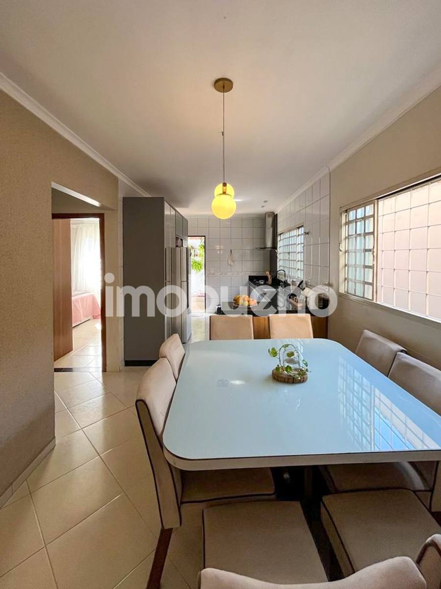 Foto 6 de Casa reformada com 3 quartos e quintal no Setor Bosque