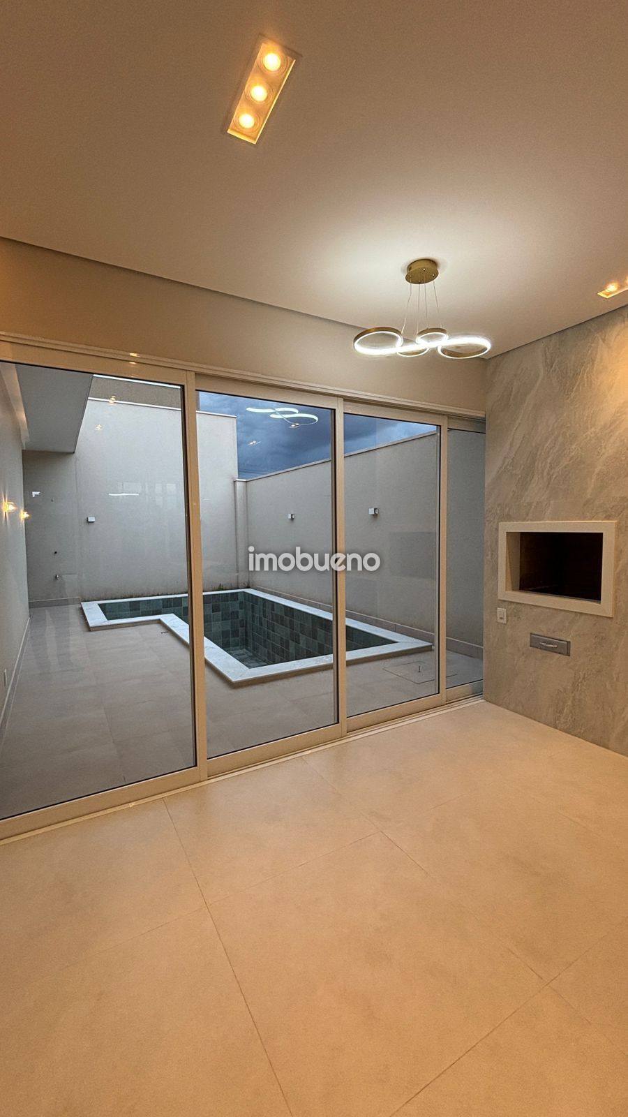 Foto 9 de Casa com 3 quartos, suíte e piscina no Residencial Asas Douradas
