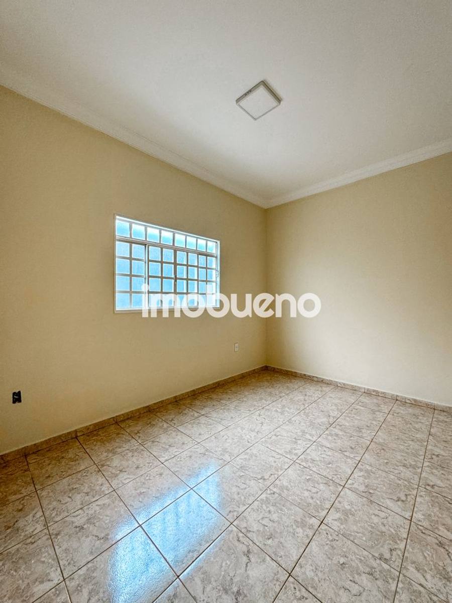 Foto 21 de Vende-se casa com 3 quartos sendo 1 suíte no Centro R$ 550.000,00
