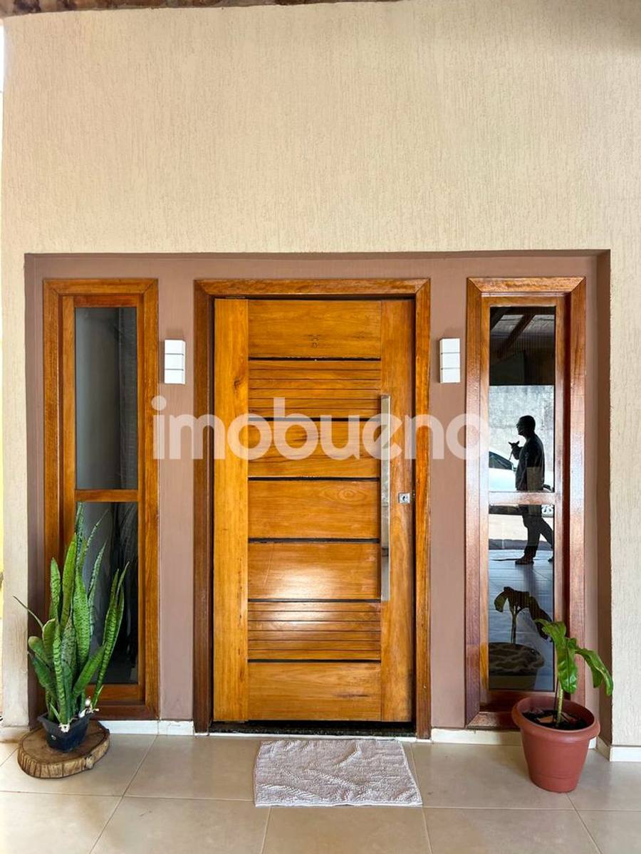 Foto 4 de Casa reformada com 3 quartos e quintal no Setor Bosque