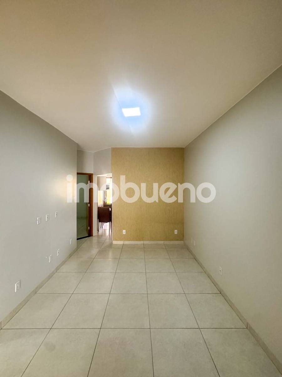 Foto 5 de Casa com 3 quartos, suíte e edícula no Parque Laguna