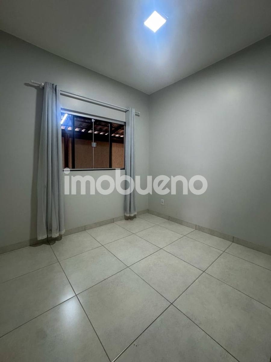 Foto 8 de Casa com 3 quartos, suíte e edícula no Parque Laguna