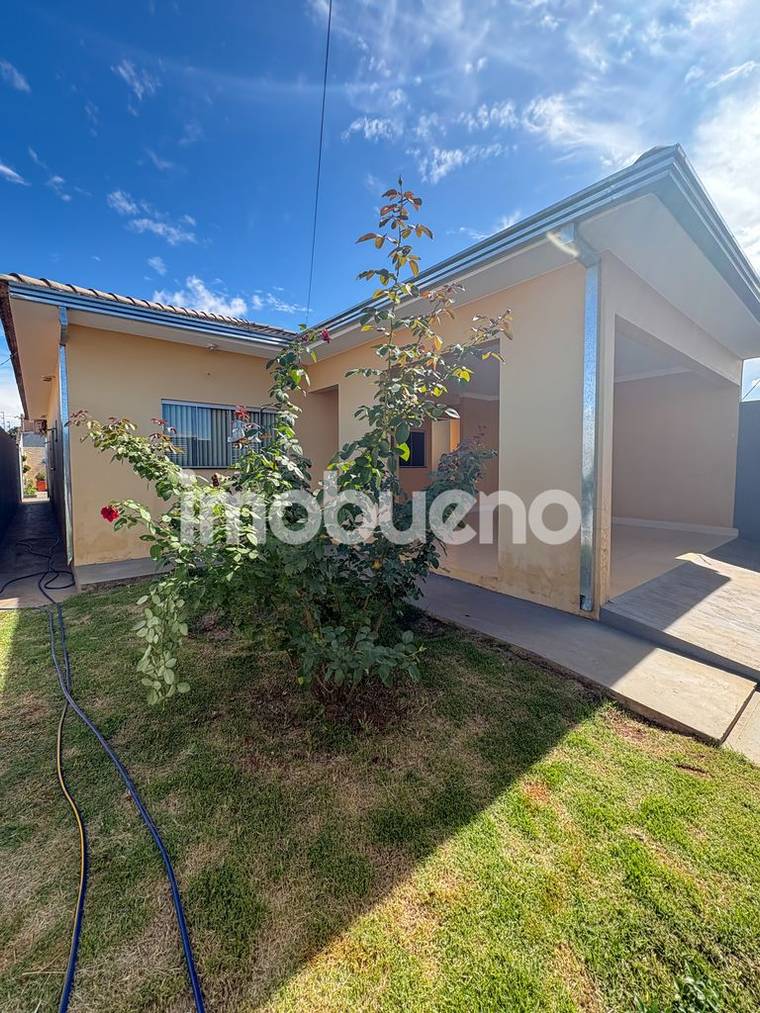 Casa de 178 m² com 1 suíte e 2 vagas no Parque Vila Verde em Parque Vila Verde