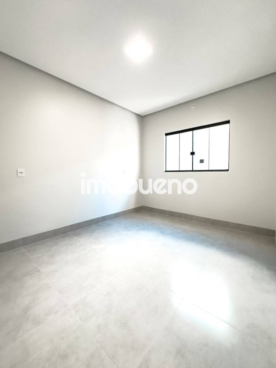 Foto 14 de Casa à venda com 3 quartos sendo 1 suíte no Jardim das Américas. 143,90 m².