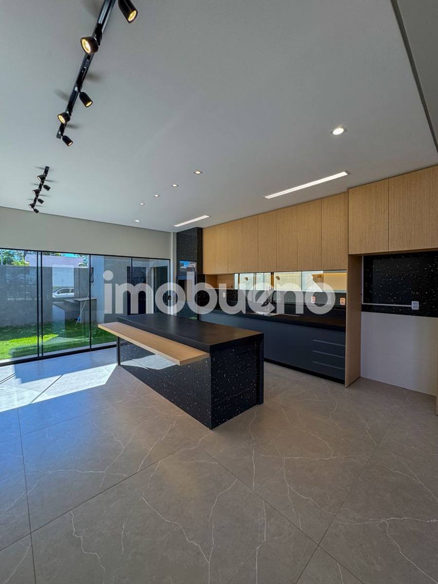 Foto 4 de Casa de 181 m² com 3 suítes no Condomínio Asas Douradas