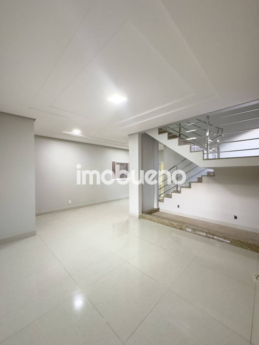 Foto 4 de Casa a venda na Formosinha com 3 quartos sendo 2 suíte, 200m²