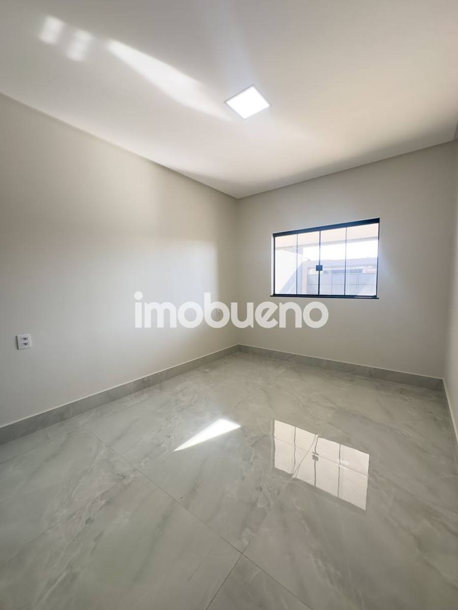 Foto 10 de Casa alto padrão com 3 quartos sendo 1 suíte no Setor Jardim Ipê,178 m².