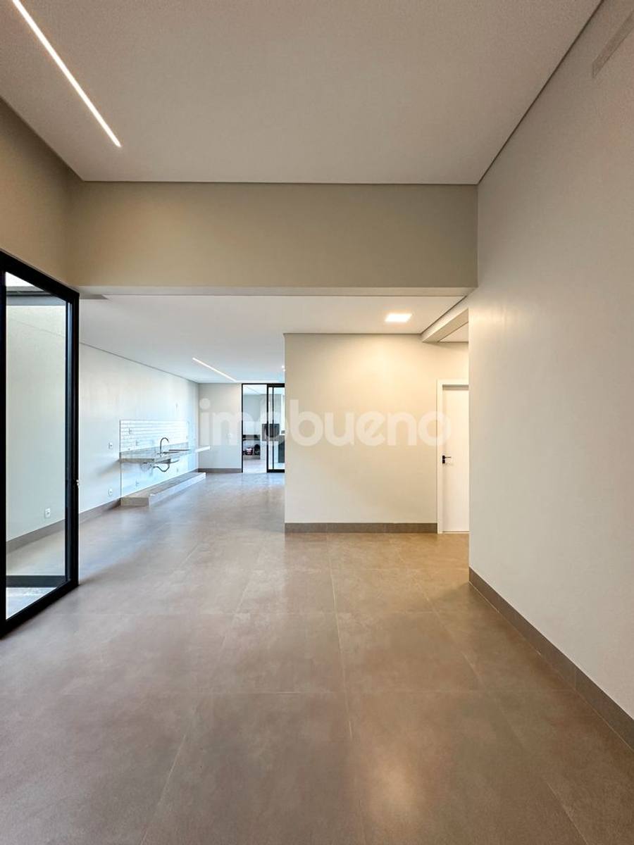 Foto 8 de Casa a venda no Vila Verde com 3 quartos, sendo 1 suíte, 300m².