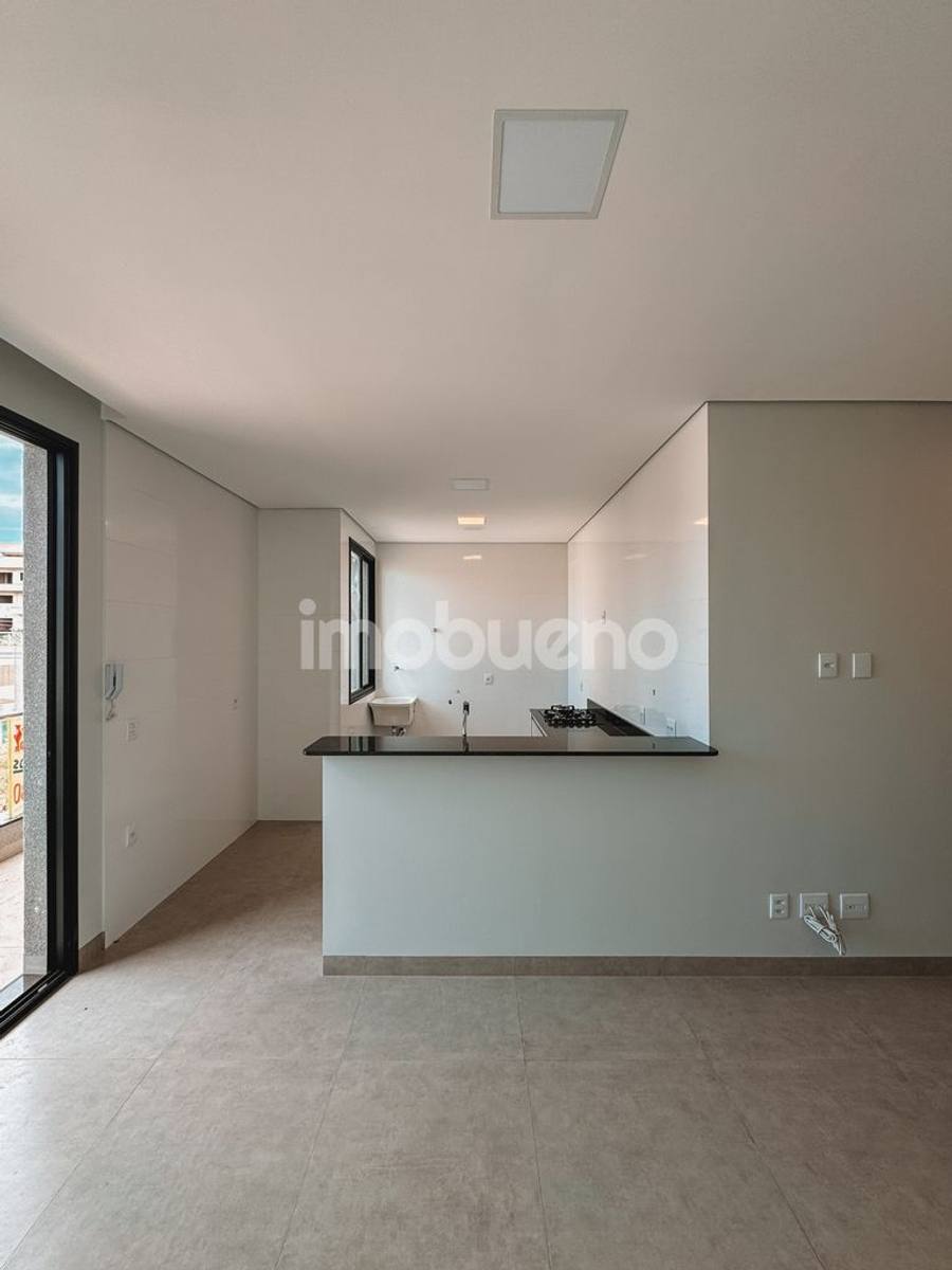 Foto 10 de Apartamento para alugar alto padrão no Centro com 2 quartos sendo, 1 suíte, 80m²