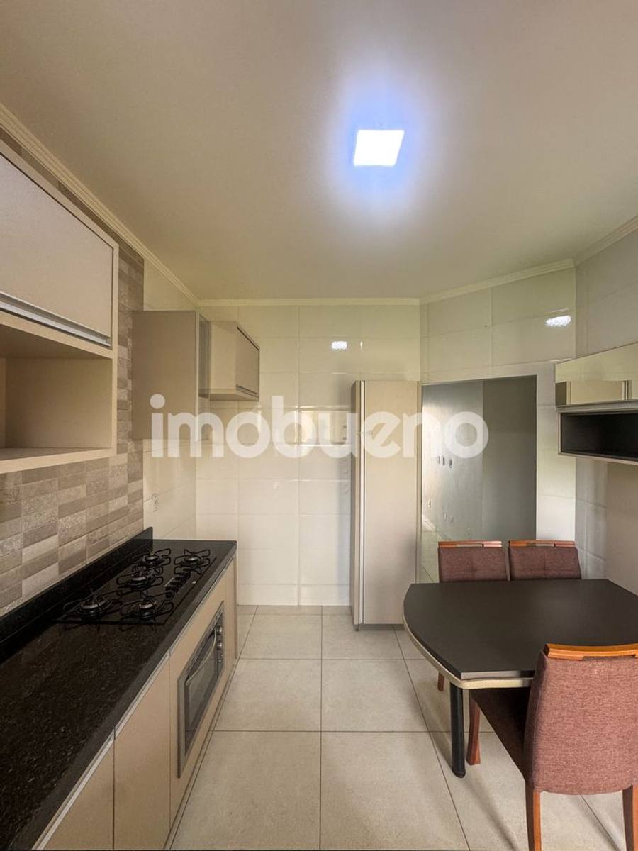 Foto 13 de Casa com 3 quartos, suíte e edícula no Parque Laguna