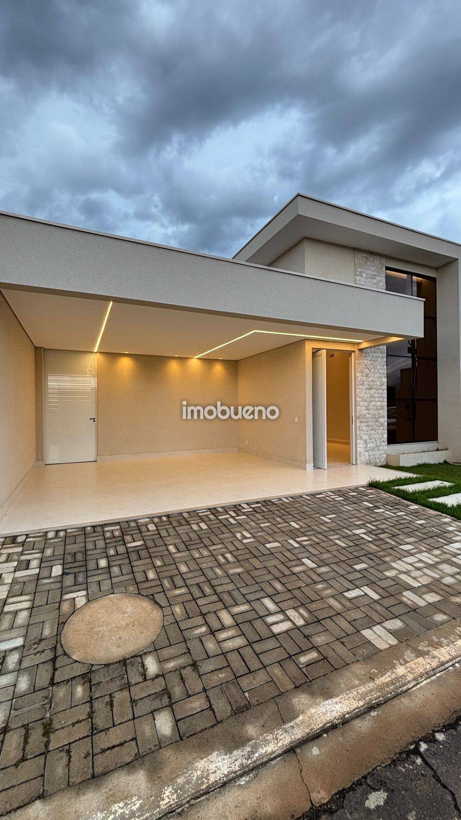 Foto 21 de Casa com 3 quartos, suíte e piscina no Residencial Asas Douradas