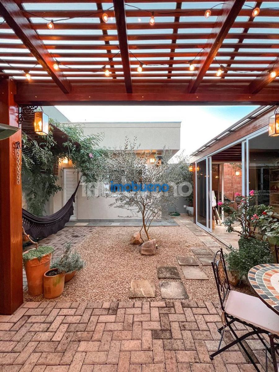 Foto 34 de Casa Térrea com 3 quartos, sendo 1 suíte no Santa Felicidade. R$2.500.000,00