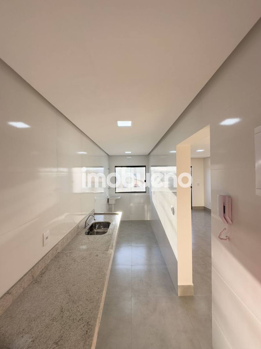 Foto 4 de Apartamento à venda com 3 quartos sendo 1 suíte no Parque da Colina, 81,26m².