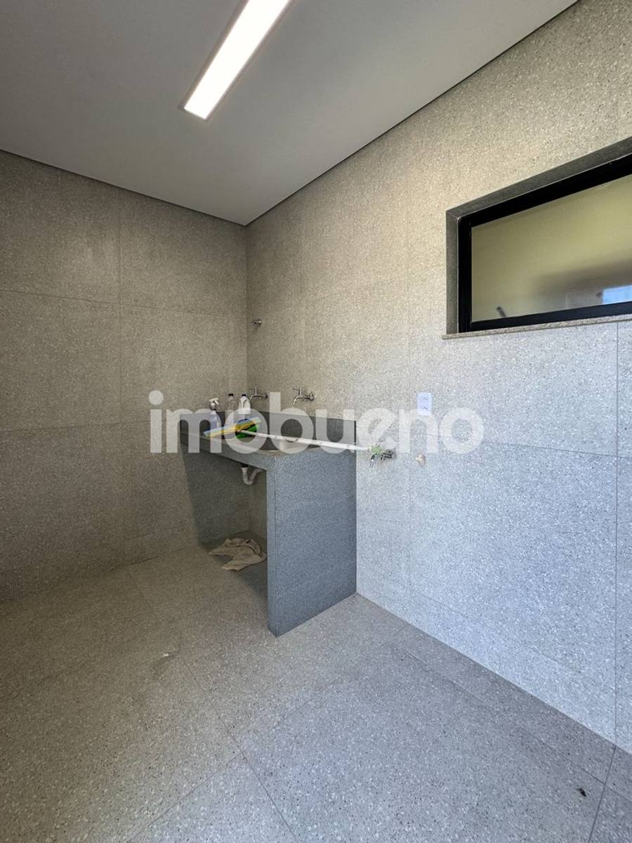 Foto 9 de Casa de 181 m² com 3 suítes no Condomínio Asas Douradas