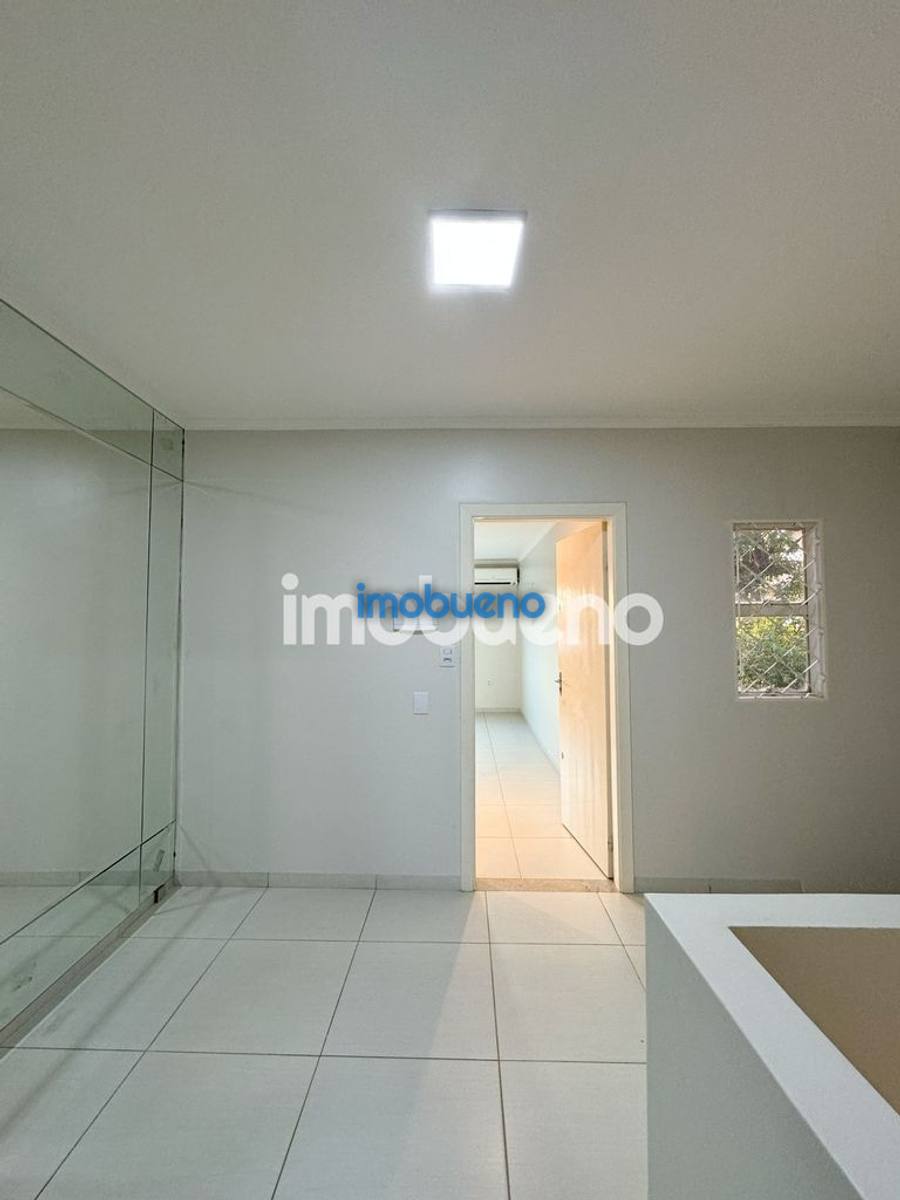 Foto 20 de Casa à venda com 3 quartos, 1 suíte com closet no Centro. R$770.000,00