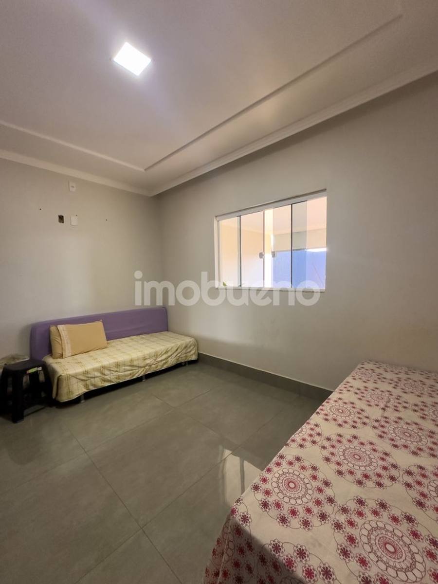 Foto 14 de Casa à Venda com 3 quartos sendo 1 suíte com closet. 226m².
