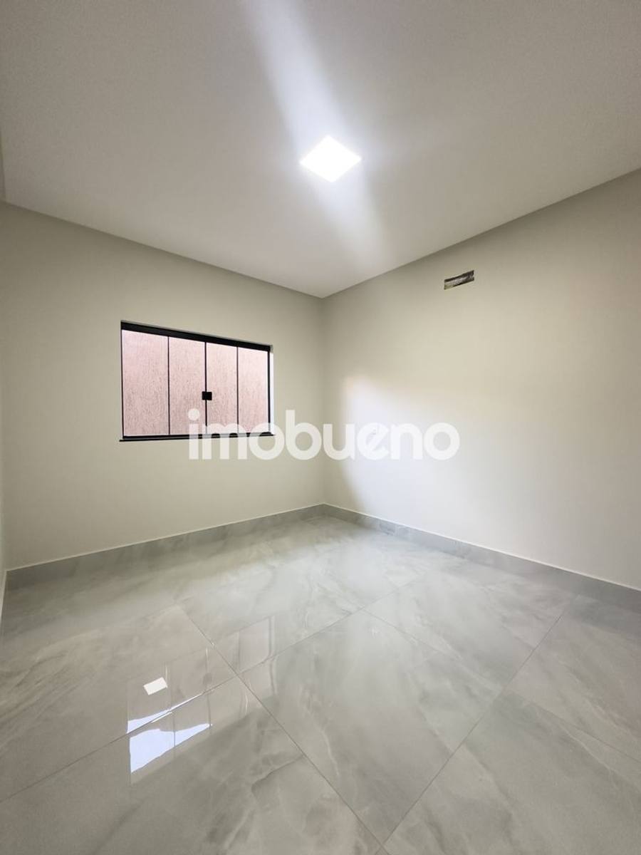 Foto 14 de Casa alto padrão com 3 quartos sendo 1 suíte no Setor Jardim Ipê,178 m².