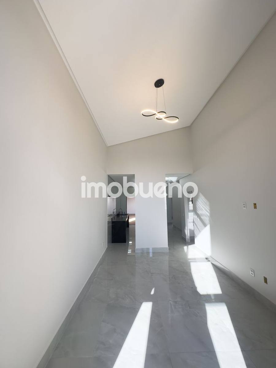 Foto 4 de Casa alto padrão com 3 quartos sendo 1 suíte no Setor Jardim Ipê,178 m².