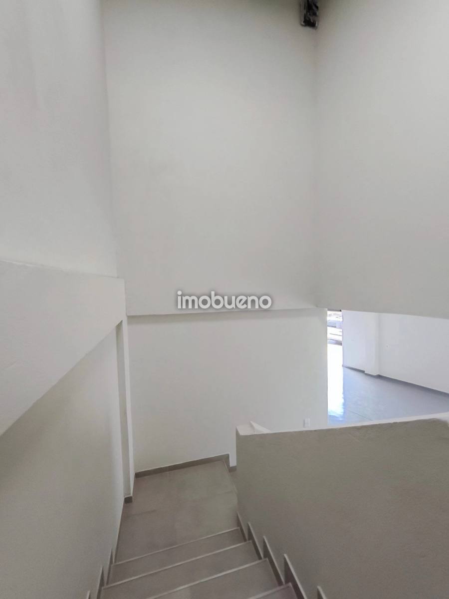 Foto 5 de Sala Comercial de 68m² em 2 Pisos no Parque das Laranjeiras