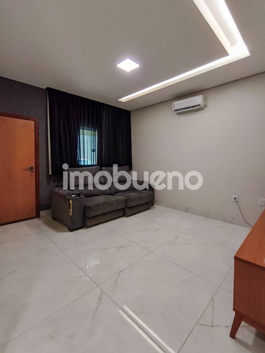 Foto 11 de Casa recém-reformada com 3 quartos e pergolado no Setor Sul