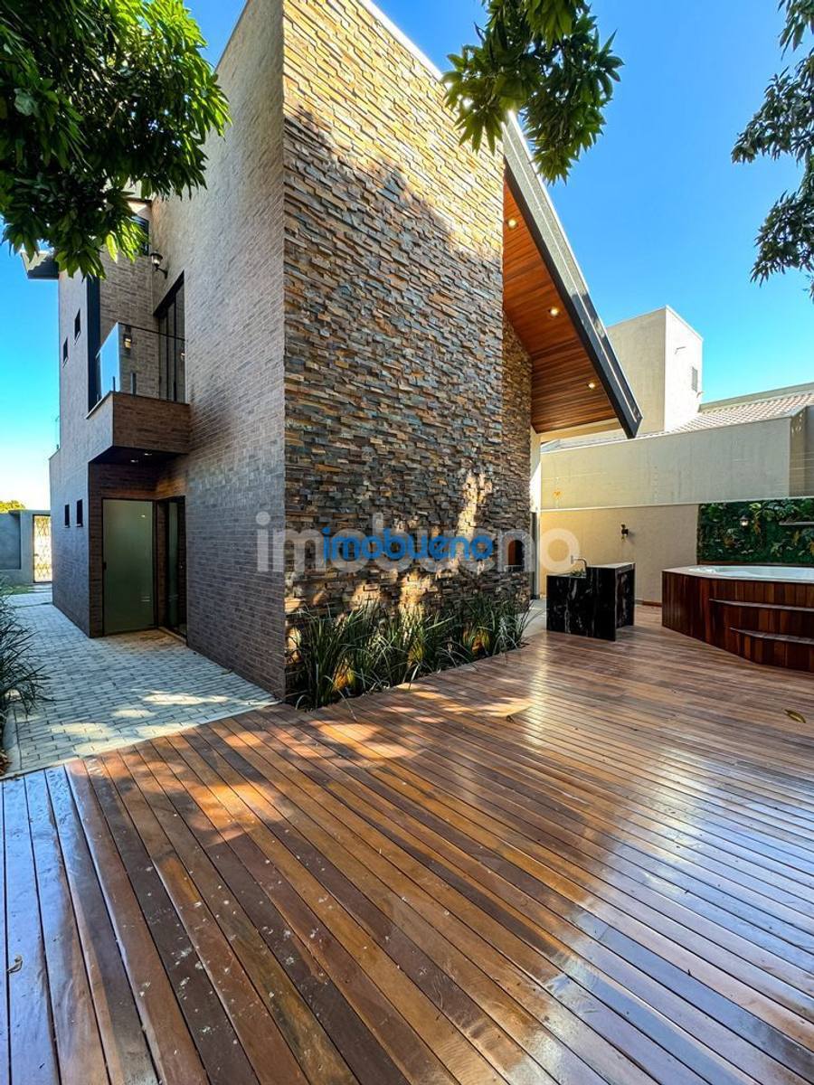 Foto 25 de Sobrado com 3 suítes no Setor Sul. R$850.000,00