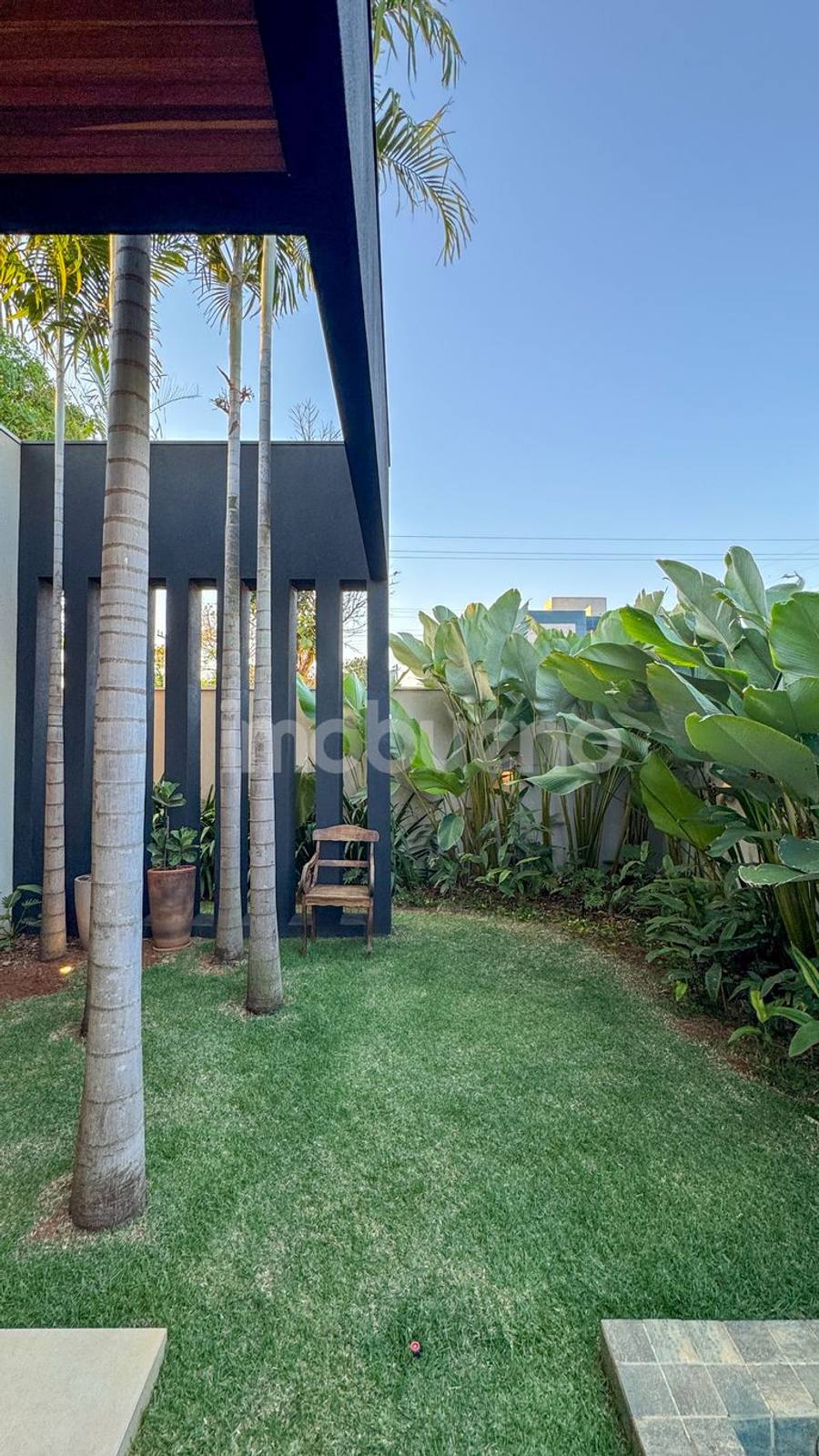 Foto 21 de Casa à Venda de alto padrão em condomínio, 3 quartos sendo 2 suítes. 193,65m².