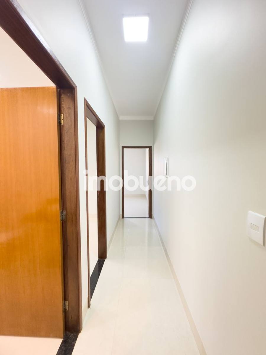 Foto 20 de Casa com 3 quartos sendo 1 suíte no Setor Parque da Colina, 130m²