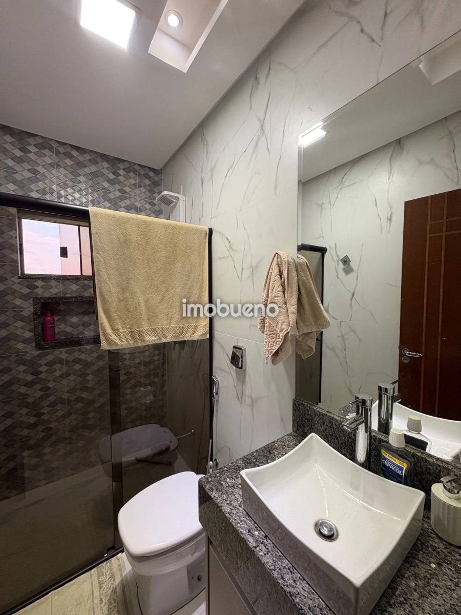 Foto 30 de Sobrado com 3 Suítes e 198m² no Bairro Formosinha