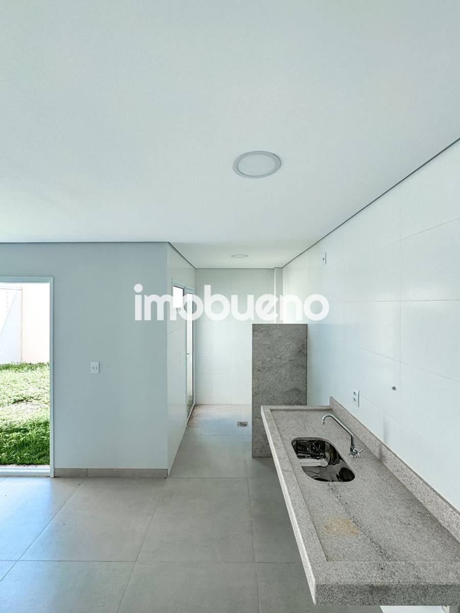 Foto 6 de Vende-se casa com 3 quartos sendo 3 suíte no Setor Sul no Condomínio Isla.