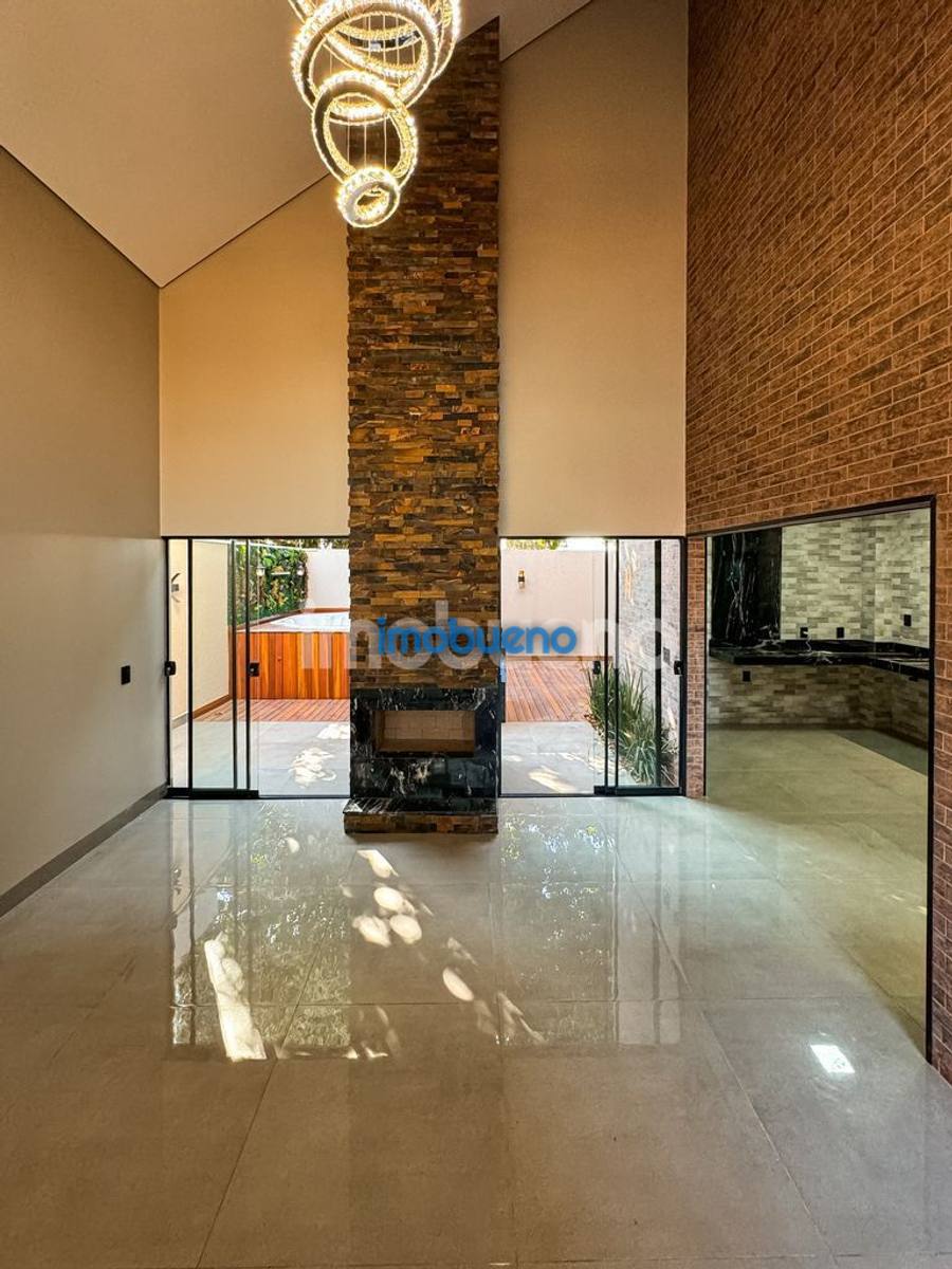 Foto 12 de Sobrado com 3 suítes no Setor Sul. R$850.000,00