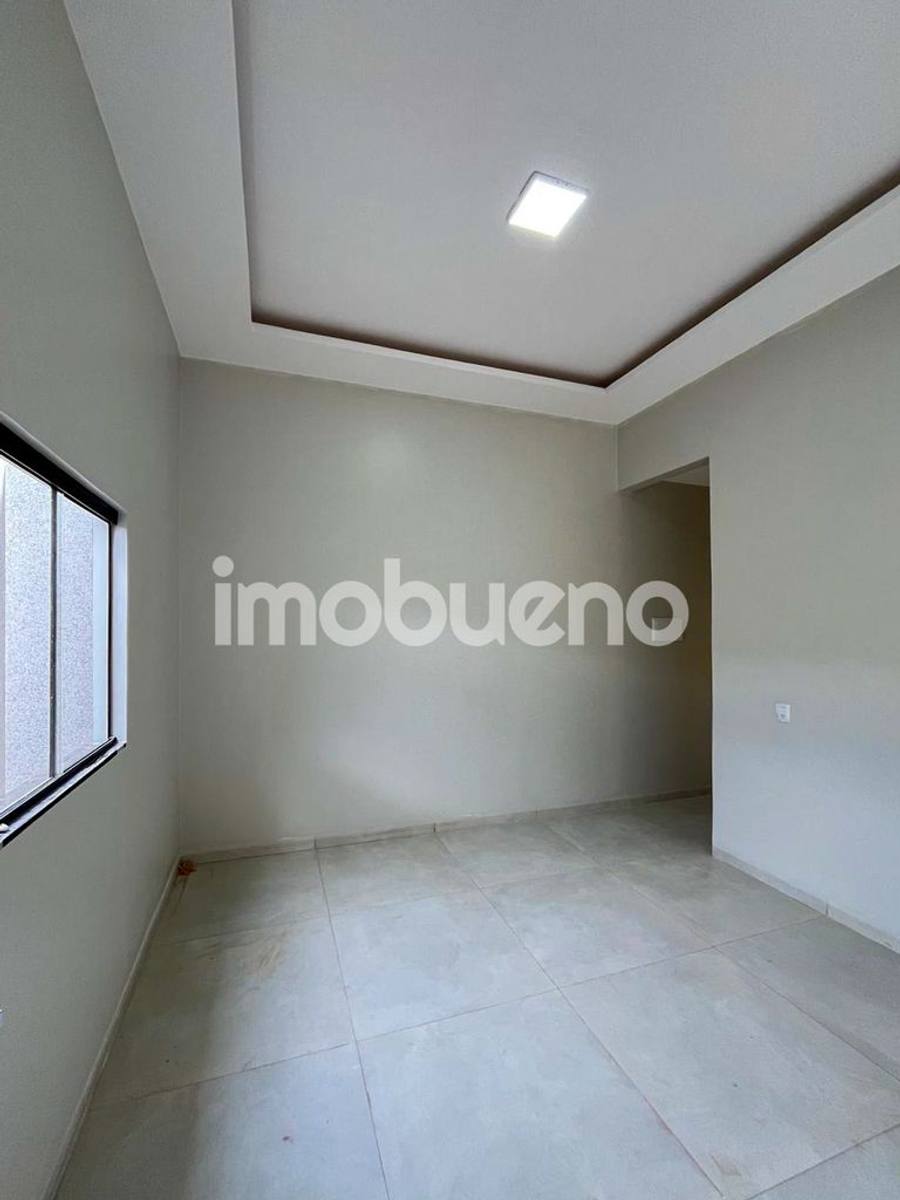 Foto 4 de Casa de 75 m² com 2 quartos (1 suíte) e pé-direito alto no Iris Village