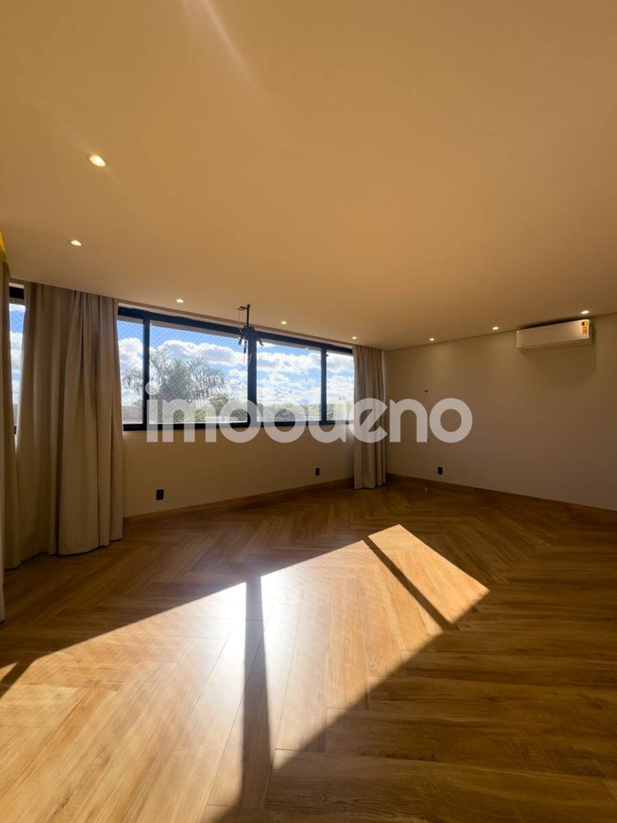 Foto 21 de Casa em condomínio: 3 suítes, sendo 1 master, 309m² e piscina.