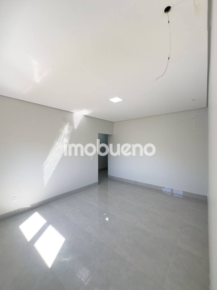 Foto 17 de Casa com 3 quartos sendo 1 suíte no Setor Parque Primavera, 294m²