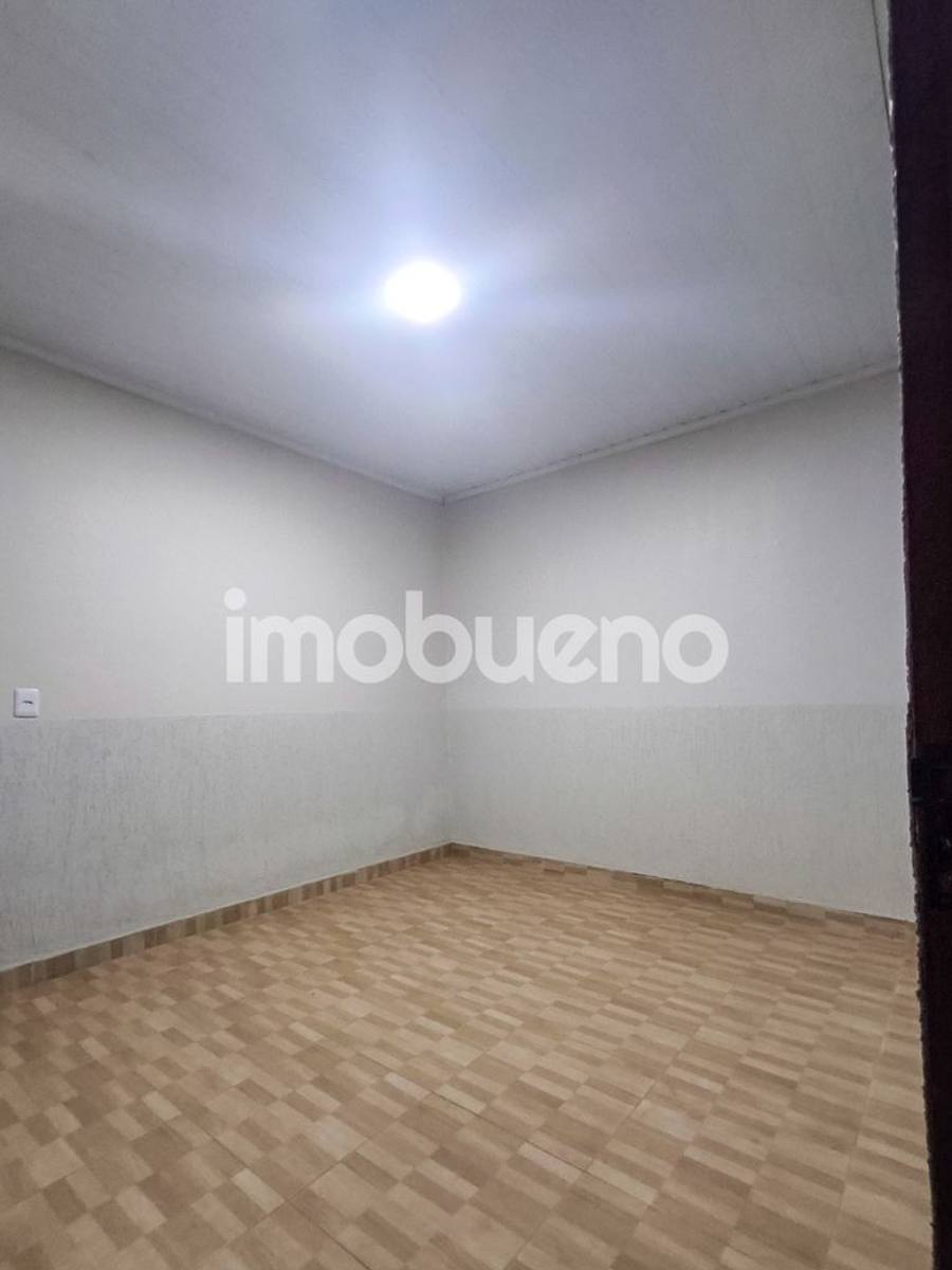 Foto 7 de Casa para Locação no Setor Sul – 3 Quartos e Quintal Amplo