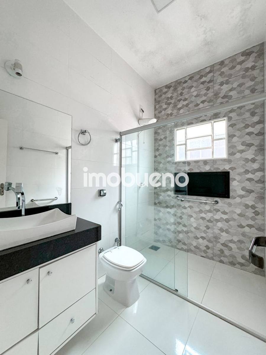 Foto 20 de Vende-se casa com 3 quartos sendo 1 suíte no Centro R$ 550.000,00