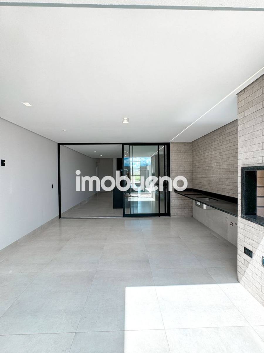 Foto 11 de Vende-se casa 4 quartos sendo 3 suíte no Cond. Golden Place  R$ 1.390.000,00